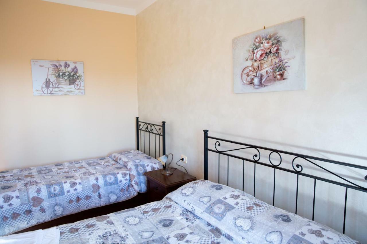 Appartamento Della Pia Bevagna Esterno foto