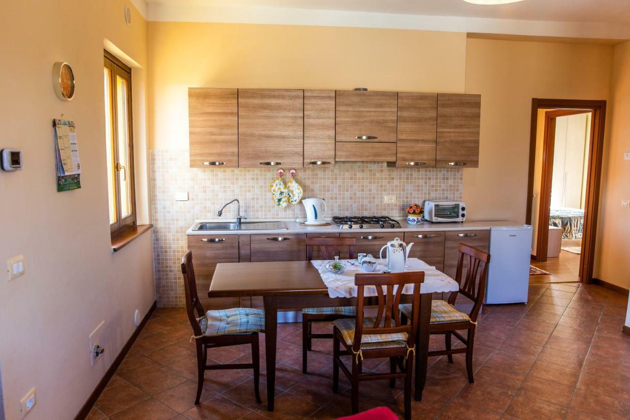 Appartamento Della Pia Bevagna Esterno foto